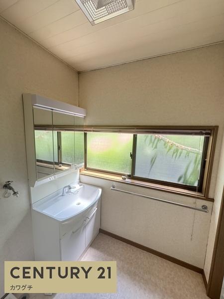 居能町二丁目９貸家