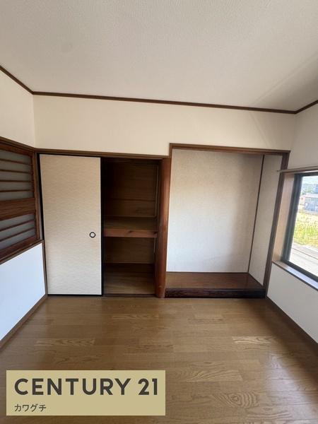 居能町二丁目12貸家