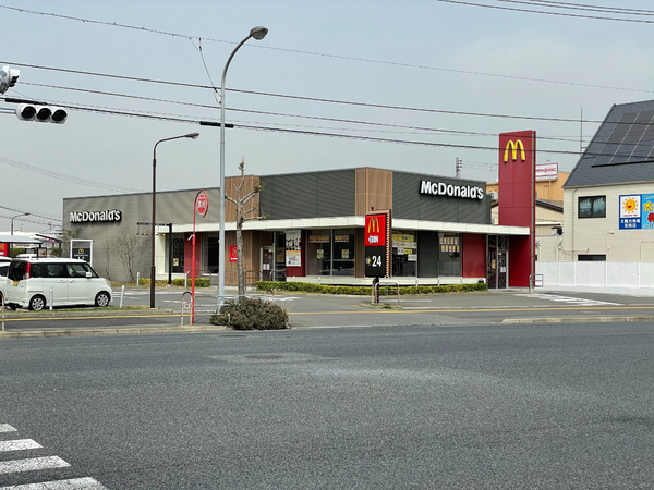 コンフォール・ピア(マクドナルド490宇部店)