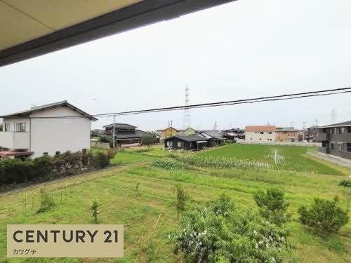 ファミール山門