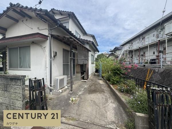 西梶返貸家