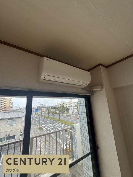クリスタル松山町