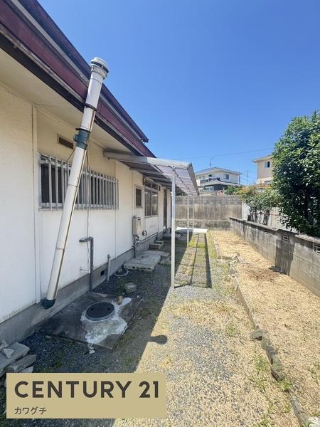東須恵荒川貸家　１号室