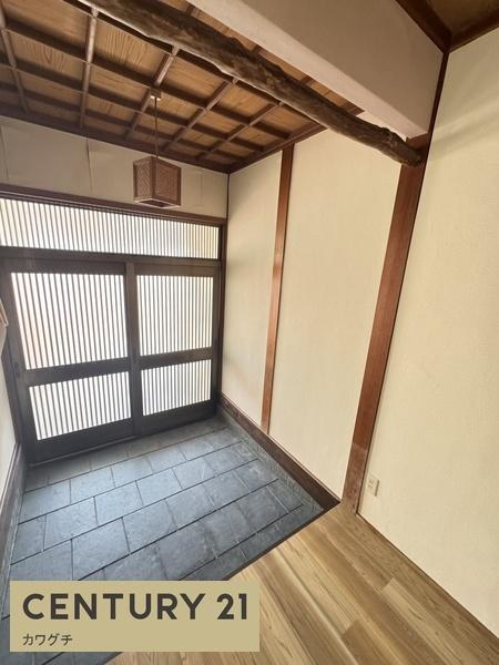 西本町１丁目貸家
