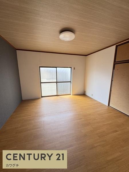 西本町１丁目貸家
