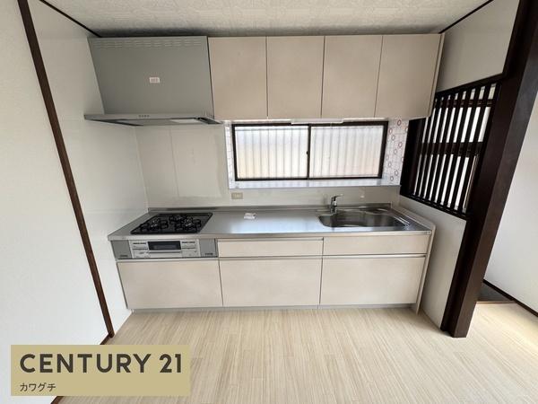 西本町１丁目貸家