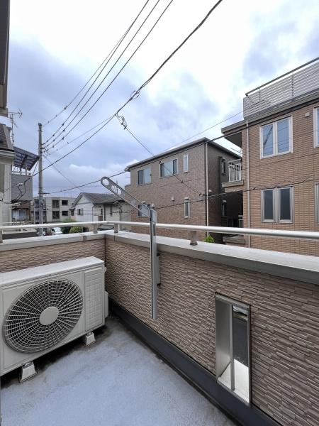 多摩区登戸　2階建て貸家