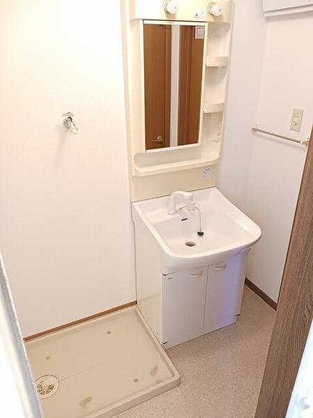 福知山市石原３丁目のアパート