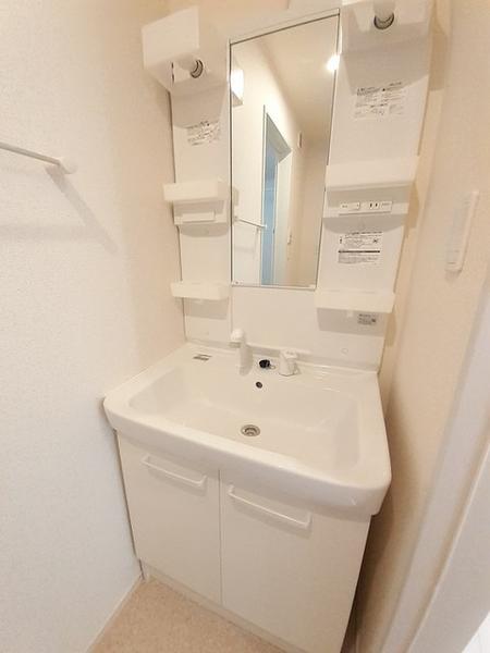 グリーンコート西田４
