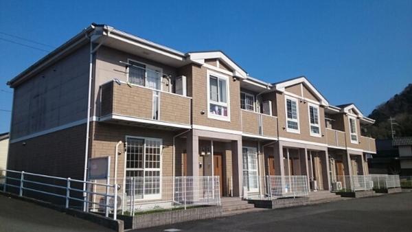 綾部市寺町のアパート