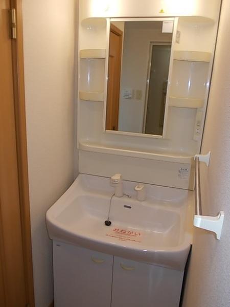 綾部市寺町のアパート