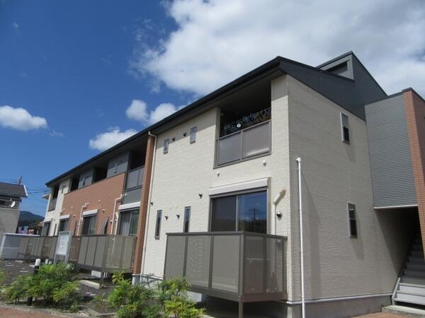 福知山市荒河東町のアパート