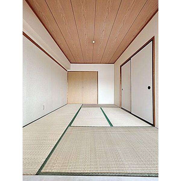 ヴイラージュ歌里