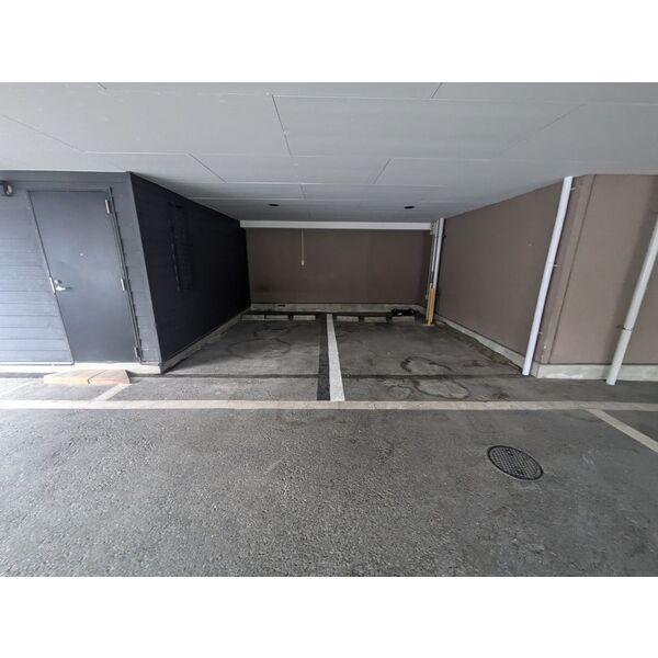 藤江町四丁目テラスハウス