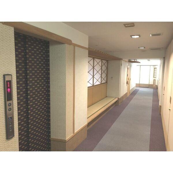 R-Court泉
