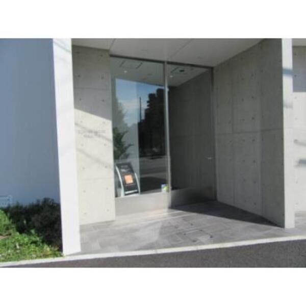 CORNES　HOUSE　NAGOYA