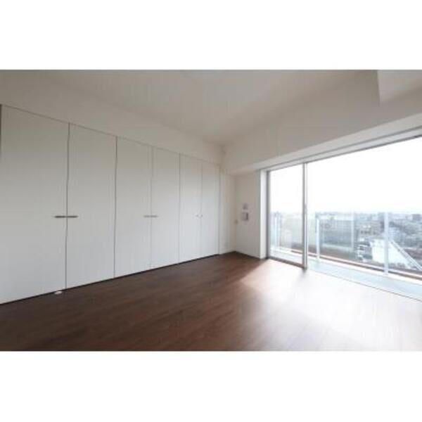 CORNES　HOUSE　NAGOYA