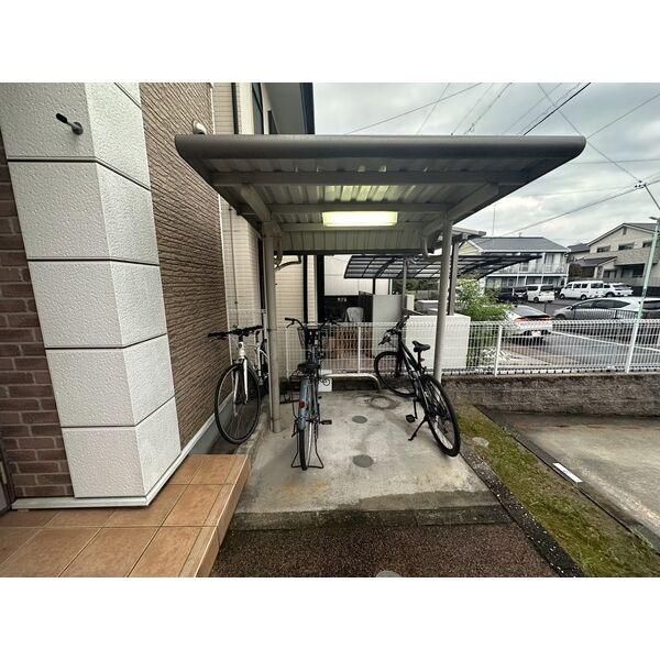 アジュール