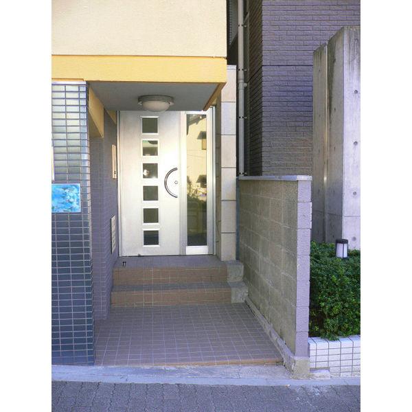 ドール丸の内(エントランス)