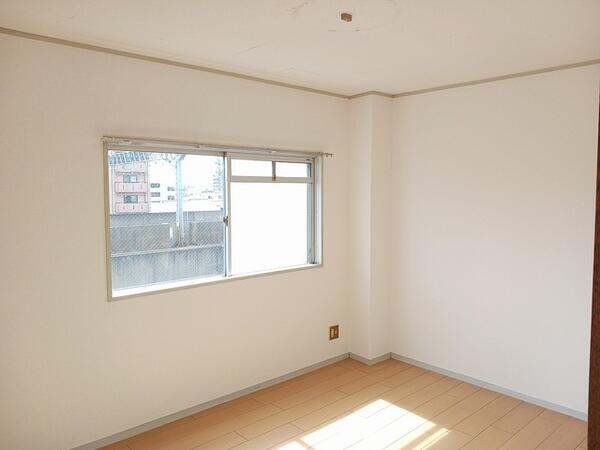 名古屋市中村区並木２丁目のマンション