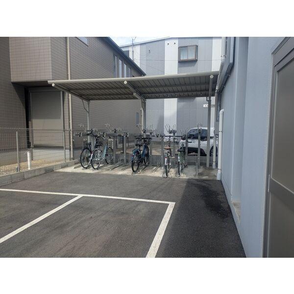 イースクエア並木