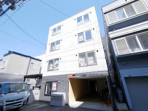 札幌市中央区南五条西１３丁目のマンション