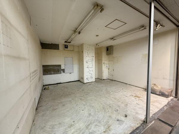 川崎市中原区新城１丁目の店舗（建物一部）