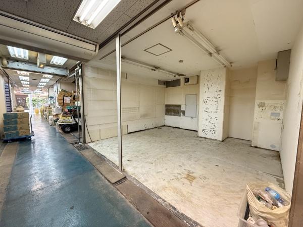 川崎市中原区新城１丁目の店舗（建物一部）