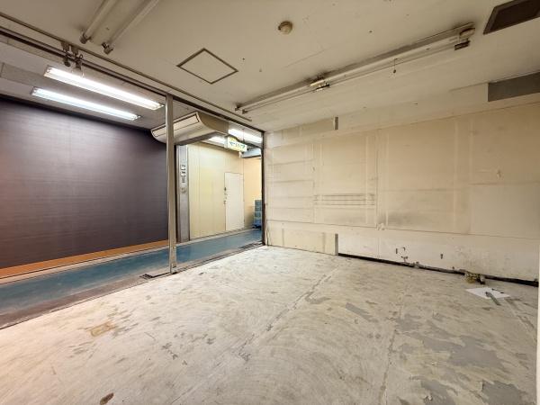 川崎市中原区新城１丁目の店舗（建物一部）