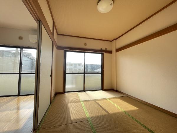 川崎市中原区上小田中１丁目のマンション