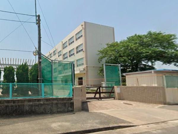 名古屋市中川区横前町の貸家(名古屋市立助光中学校)