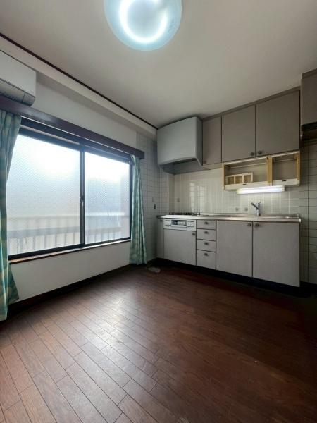 中島町4-88-2貸家