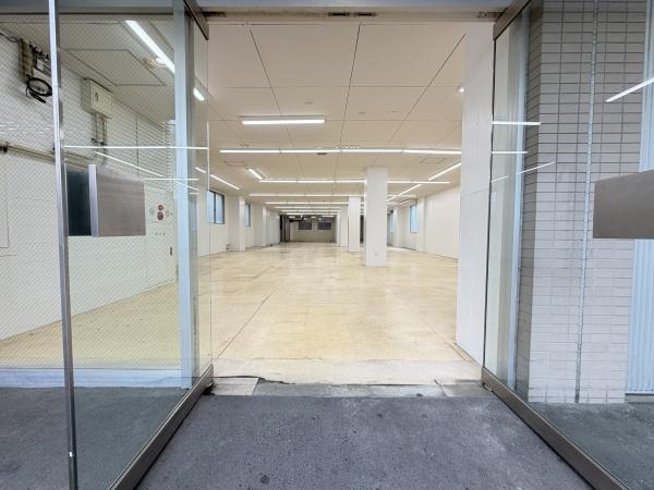 横浜市南区大岡２丁目の店舗（建物一部）