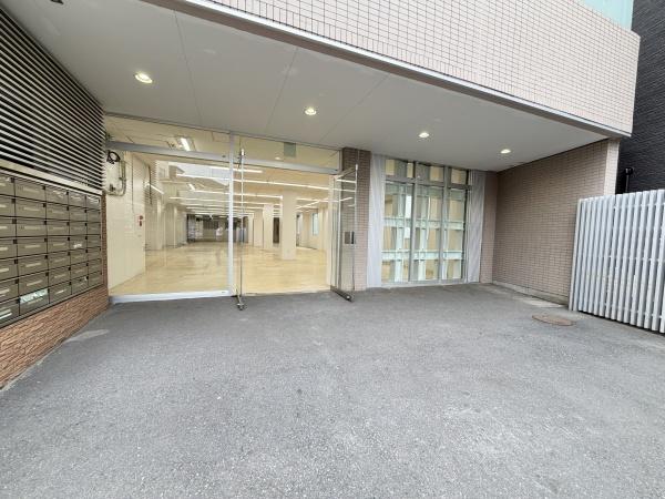 横浜市南区大岡２丁目の店舗（建物一部）