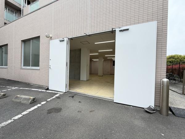 横浜市南区大岡２丁目の店舗（建物一部）
