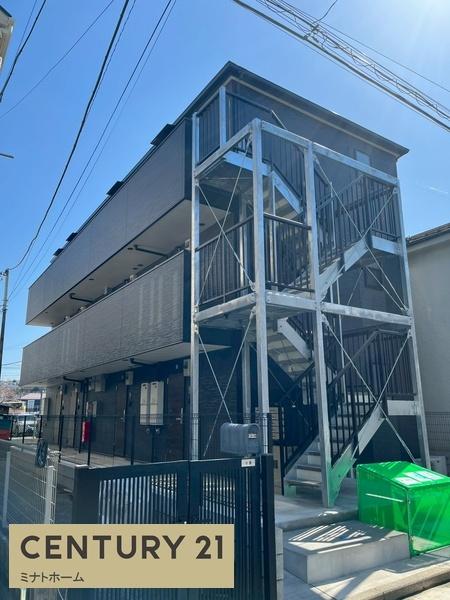 横浜市南区中里１丁目のアパート