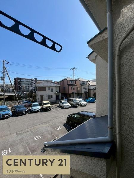 横浜市南区中里１丁目のアパート