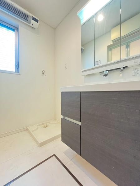 大岡1丁目戸建