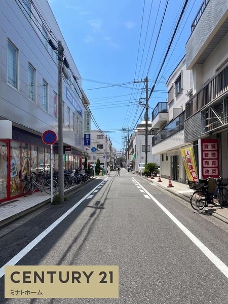 山川ビル　1階