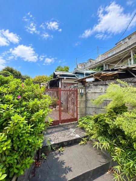 横浜市南区弘明寺町の貸家