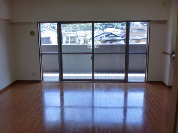 コアマンションマリナシティ長崎E棟