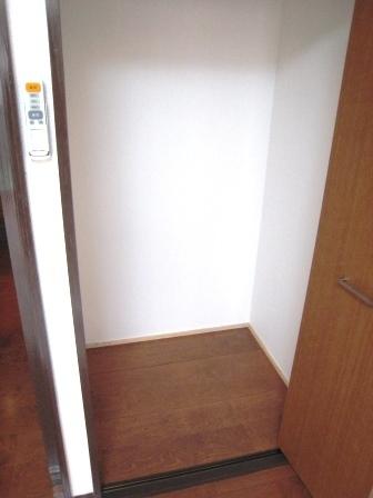 トラズビル