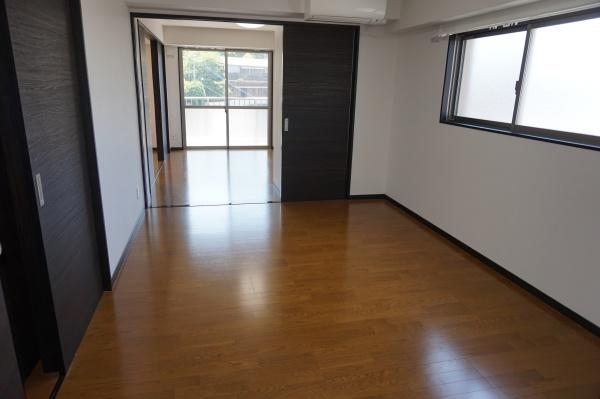 リベルテかじや町