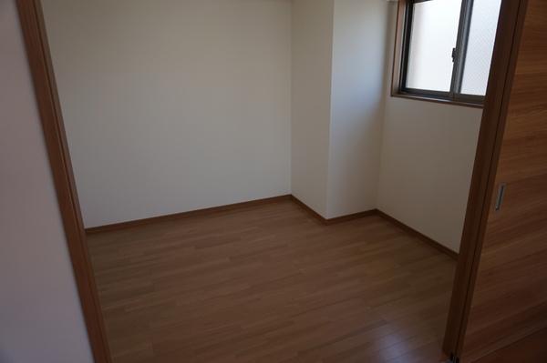 リベルテかじや町