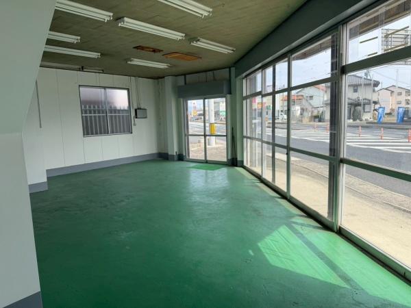 【店舗・事務所】津山市　河辺　貸店舗・事務所