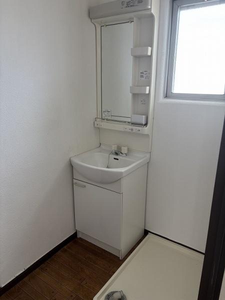 リーセイント西古松A302