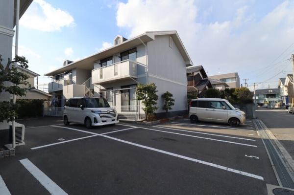 岡山市北区北長瀬本町のアパート