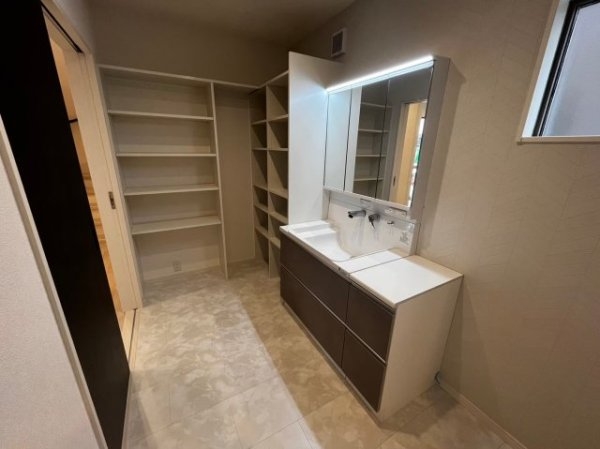 大津町引水／５号棟／貸戸建／Ｅｎｇｌｉｓｈ，ＣｈｉｎｅｓｅＯ