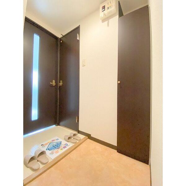 ラ・ガーレ麻生(玄関)