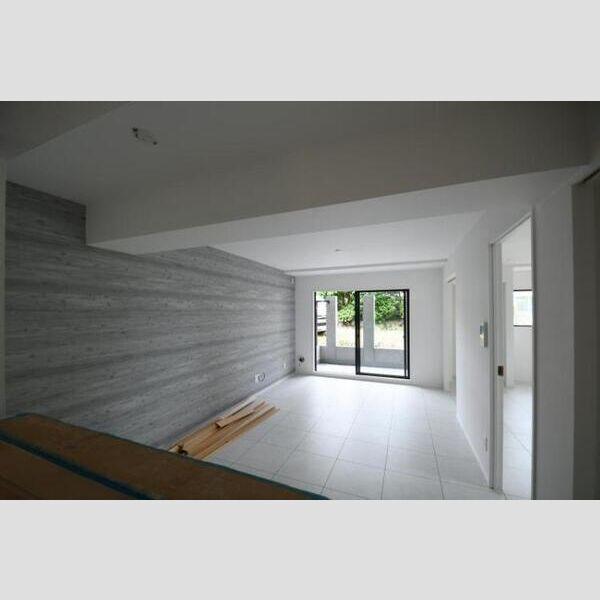 フィンガークロス